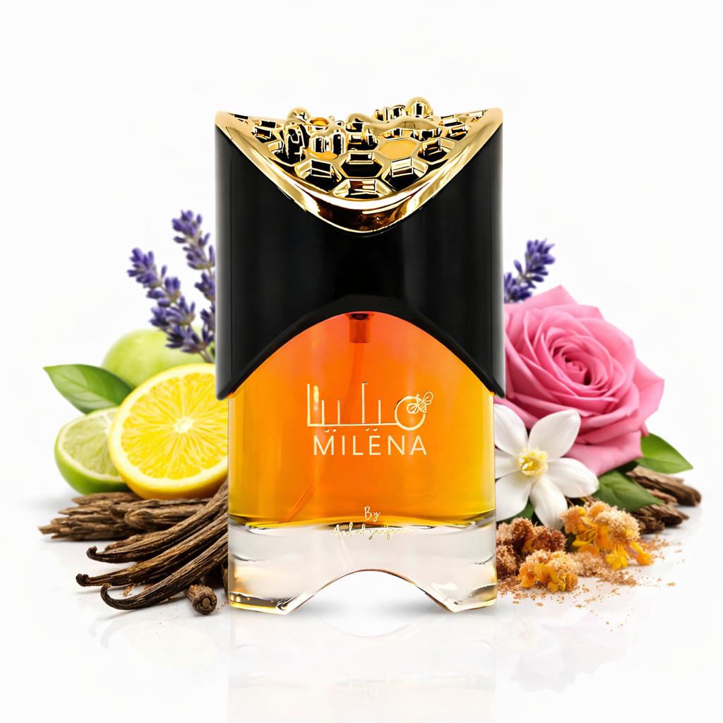 Milena Ard Al Zafaran Eau de Parfum, eleganter Duft im schwarz-goldenen Flakon mit bernsteinfarbener Flüssigkeit, inszeniert mit Zitrone, Limette, Lavendel, Rose, Vanille und Gewürzen auf hellem Hintergrund.